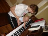 2005-04-21 piano time (3)