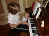 2005-04-21 piano time (4)