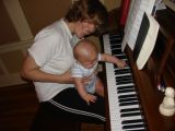 2005-04-21 piano time (5)